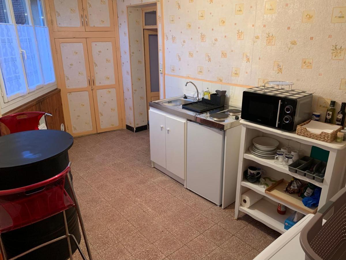 Studio Ideal Travail, Famille, Tout Y Est … Apartamento Dompierre-sur-Besbre Exterior foto